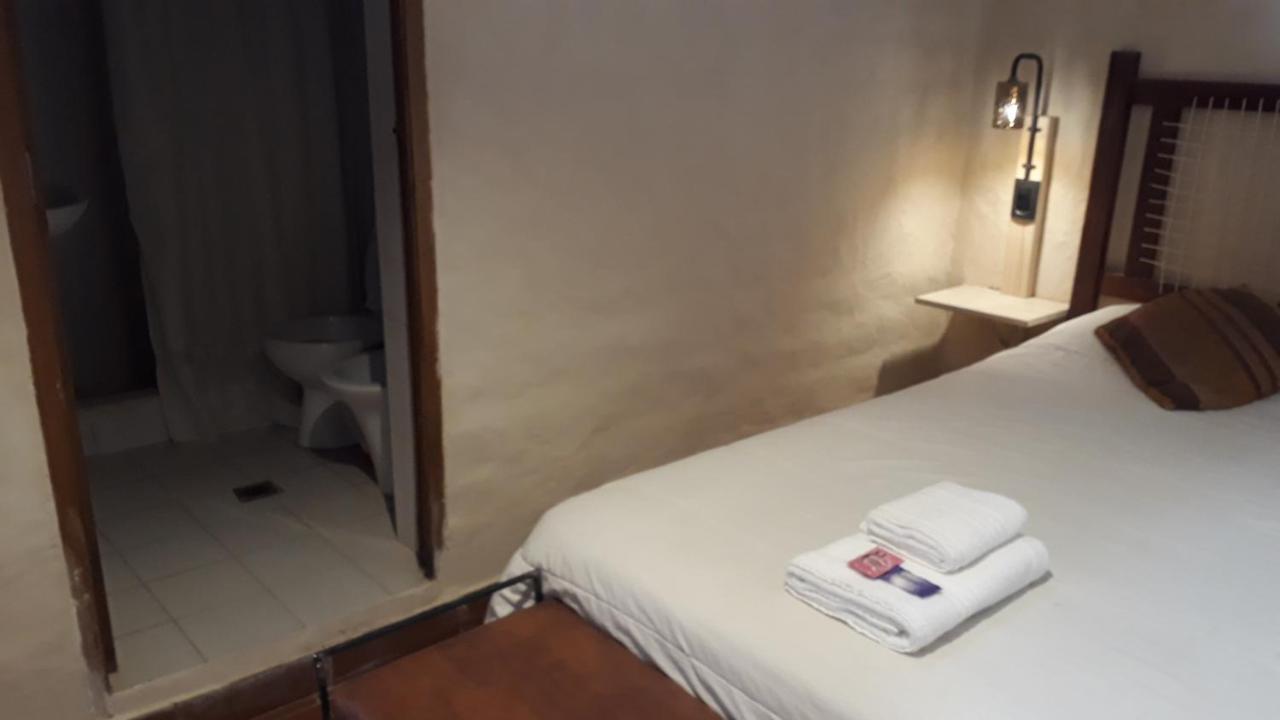 Casa De La Flia. Sanchez Bed & Breakfast Humahuaca Exterior photo